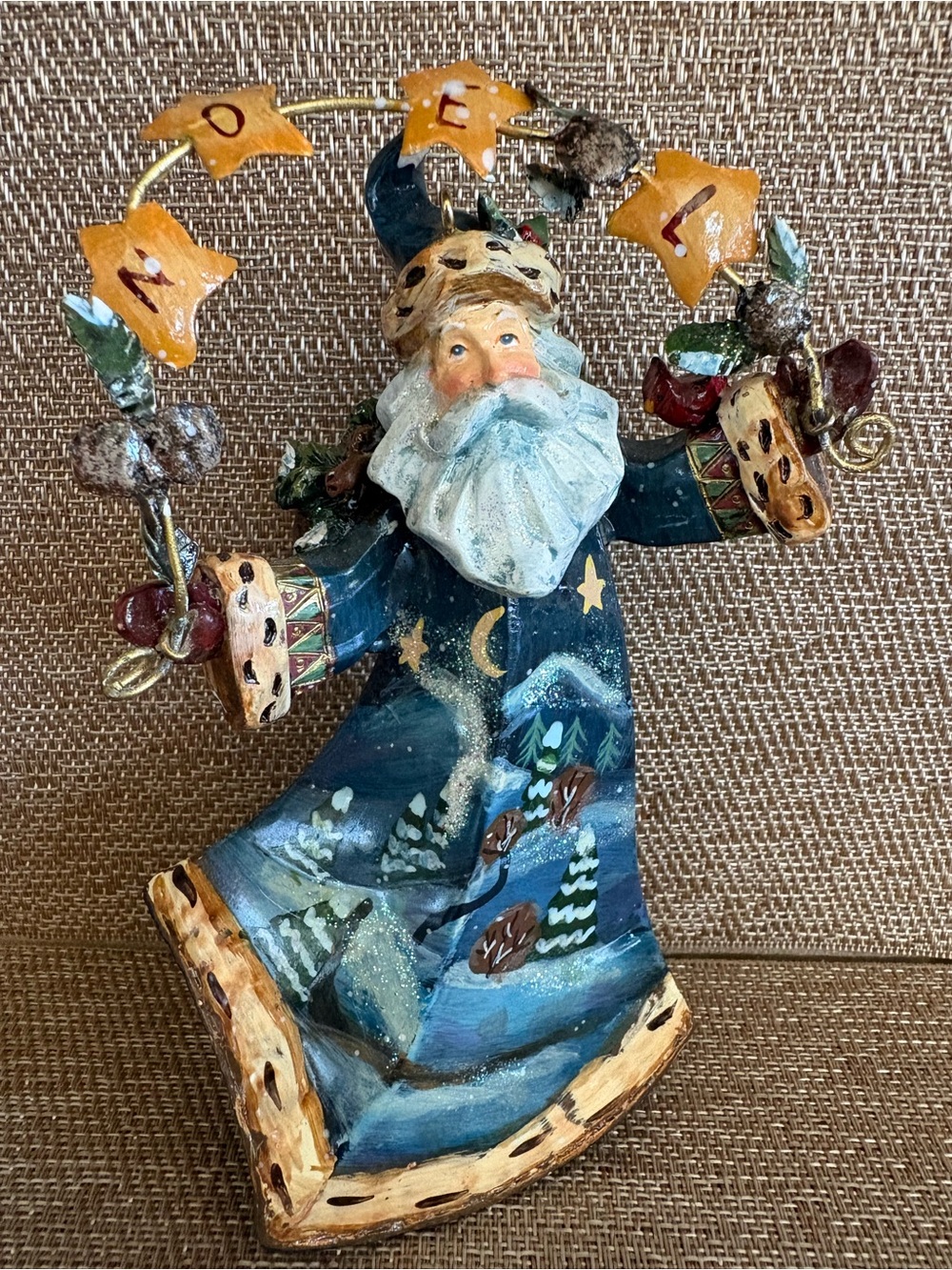 Whimsical Folk Art Rustic Metal Santa Claus Standing Holding Arched Noel Blue 6”